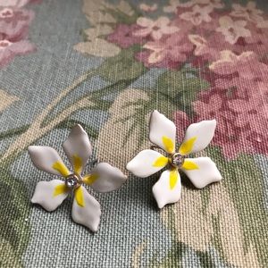Anthropologie floral pendant earrings
